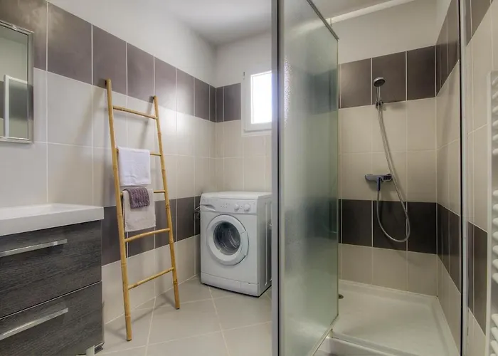 Moderne Avec Vue Sur Montagne A Taglio-Isolaccio